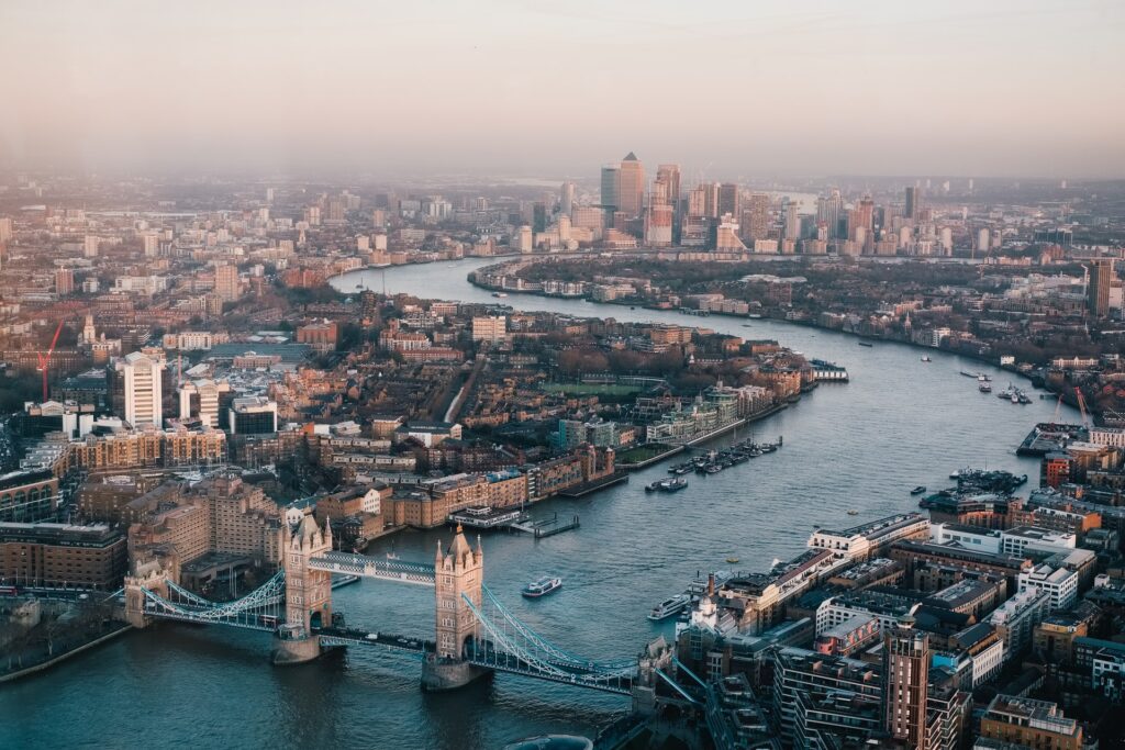 commercial consultant solicitor application